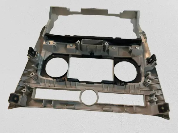 Moldura Central Captiva 08/13 Original 20978950 Prateado - Imagem 3